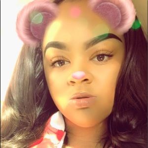 Meet your Posher, Engelique